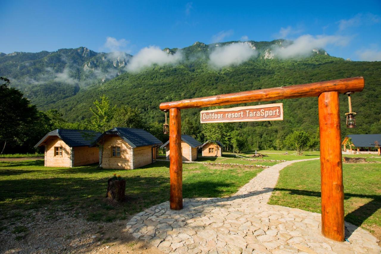 Outdoor Resort Tarasport Foca Extérieur photo